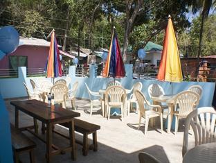 Coral Garden Beach Resort Puerto Galera Exteriör bild